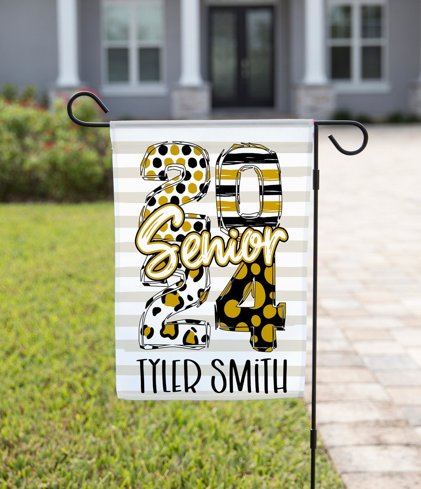 Graduation Garden Flag - 2024 Senior