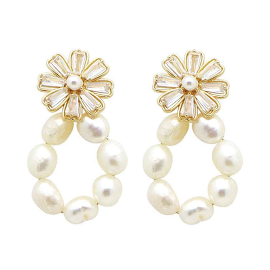 Pearl Charming Earrings