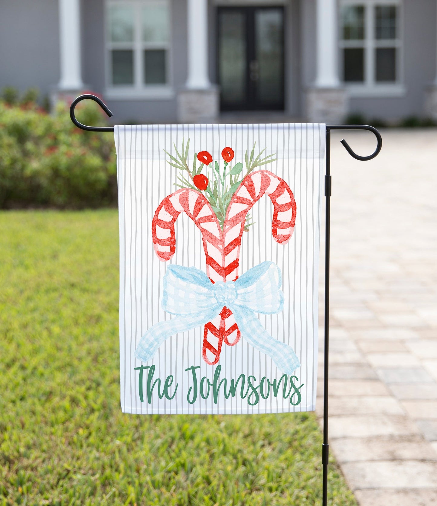 Add a festive touch to your outdoor space with our enchanting Christmas Garden Flags! Handcrafted with love and precision, these flags are the perfect way to welcome the holiday season and spruce up your garden or yard.